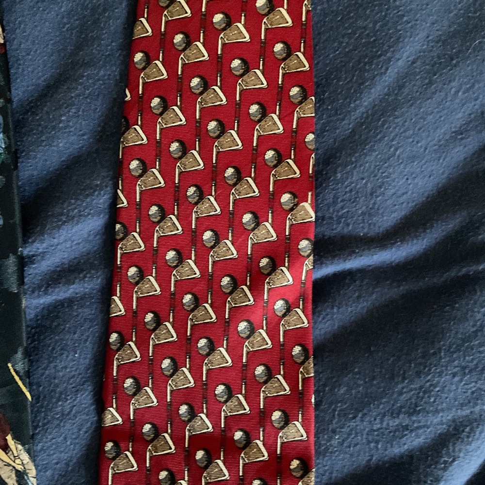 Two golf ties - Picture 2 of 7